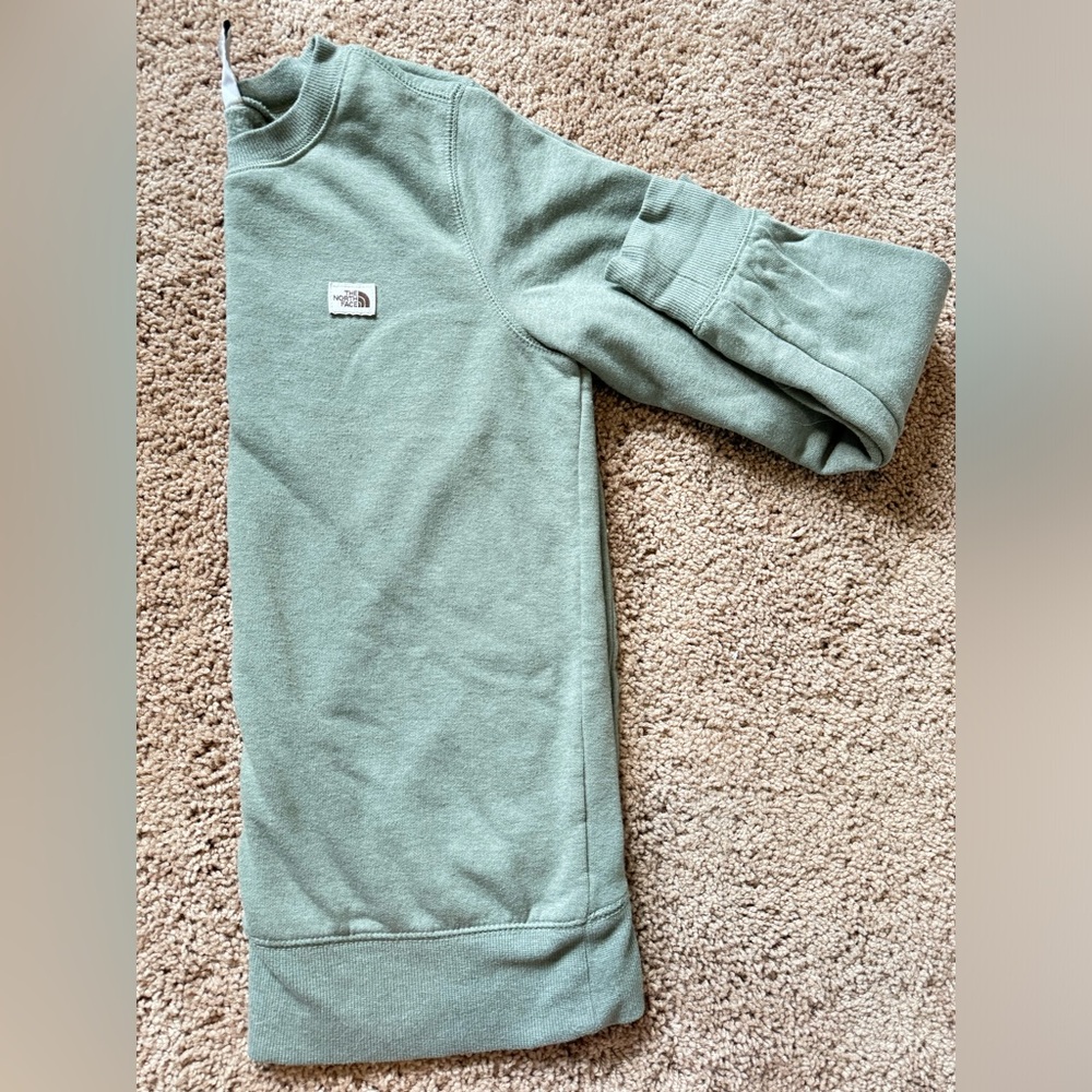 The North Face women’s size small crewneck sweatshirt green/gray color